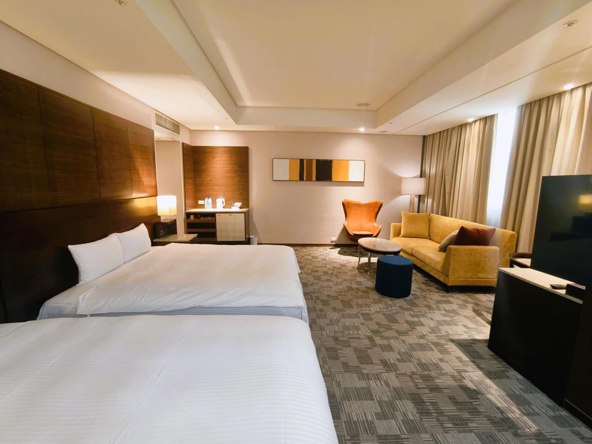 Via Hotel Breeze Taipei Exterior foto